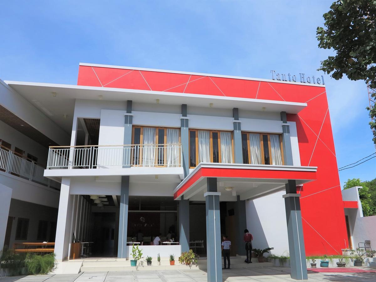 Tanto Hotel Уайнгапу Екстериор снимка
