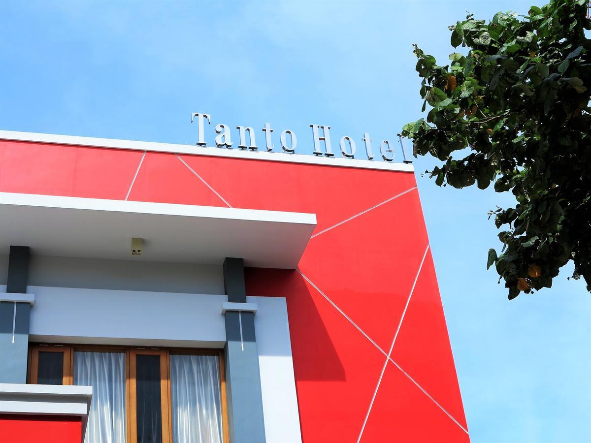 Tanto Hotel Уайнгапу Екстериор снимка